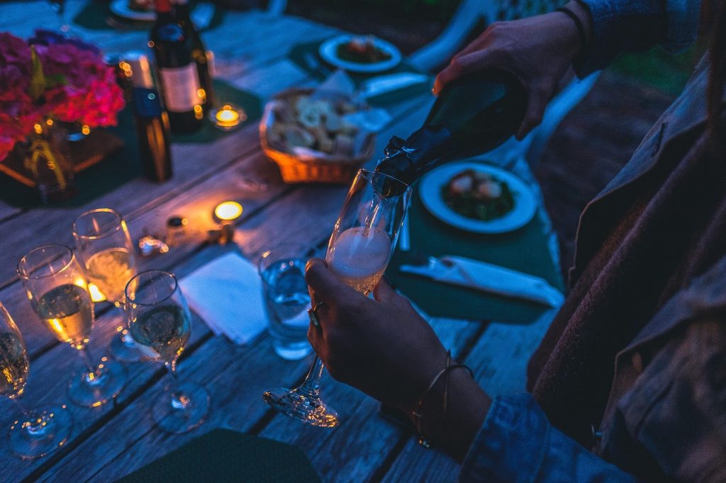 Top 5 Romantic Bali Experiences Without Leaving Your Villa | Villa Glamours
